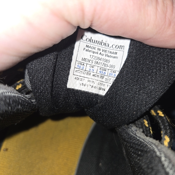 Boots - Picture 3 of 5